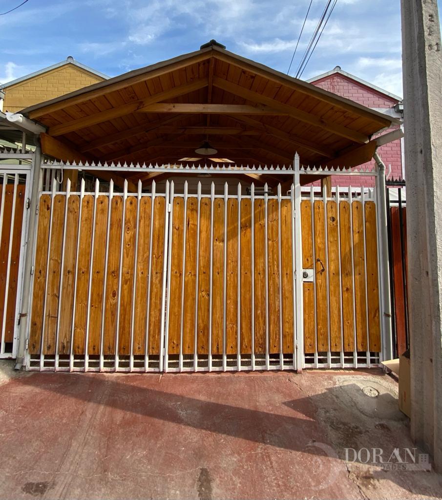 ARRIENDO DE CASA EN VILLA ANGUITA