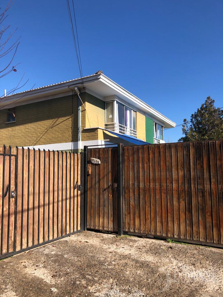 Se vende Hermosa Casa en Lomas de Mirasur